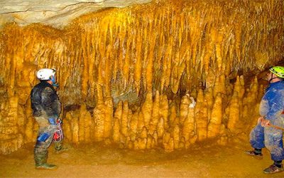 Espeleotemas del Bajo Deba (2): estalactitas tubulares