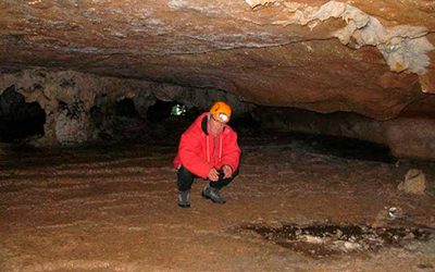 Espeleotemas del Bajo Deba (3): gours