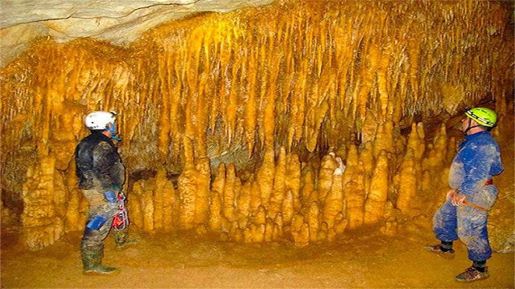 estalaktita tubularrak